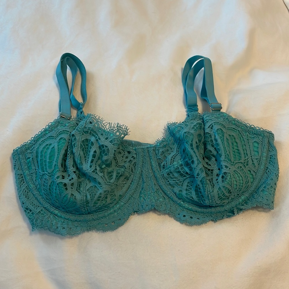 Victoria’s Secret lace bra